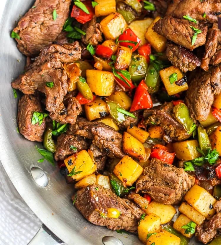Steak & Egg Breakfast Hash